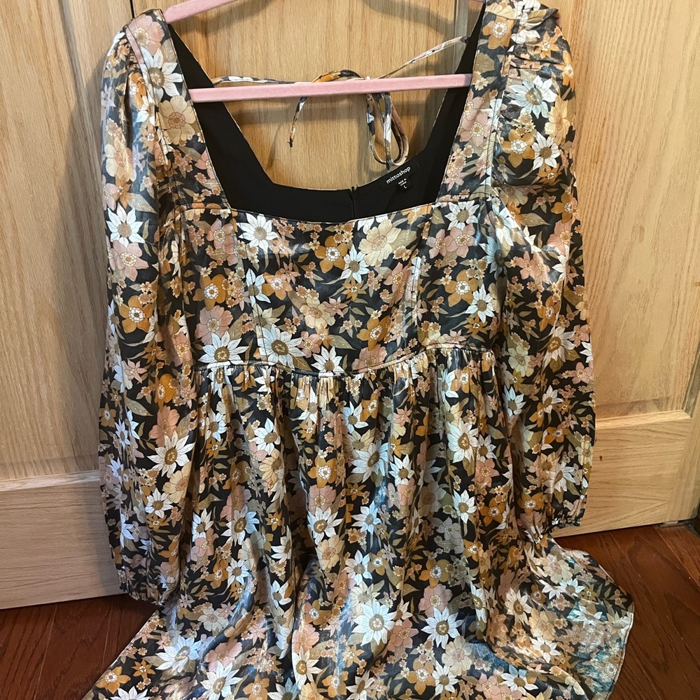 Mittoshop Long Sleeve Floral Dress in Black and Gold